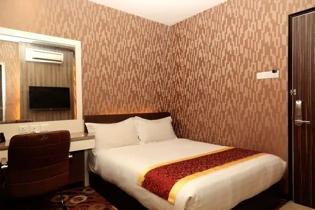 GOLDEN VALLEY HOTEL - Oda