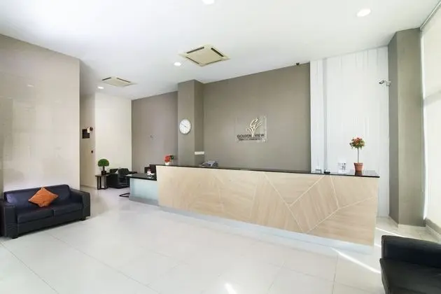 Golden View Serviced Apartment - Lobi