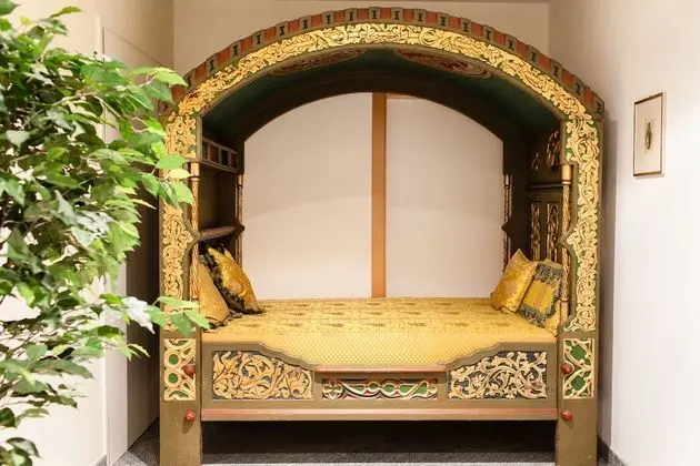 Hotel Goldene Rose - İç Mekan