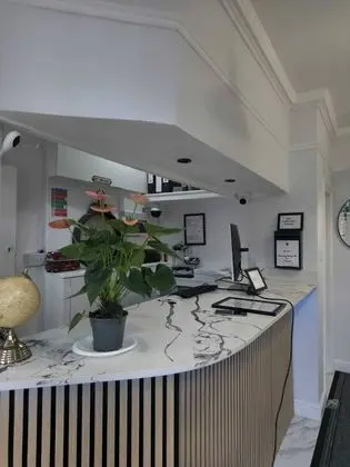 GOLDERS PARK HOTEL - Öne Çıkan Resim