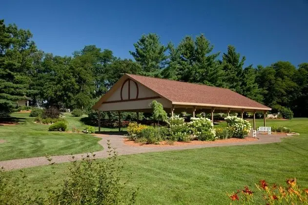 Goldmoor Inn - Dış Mekan