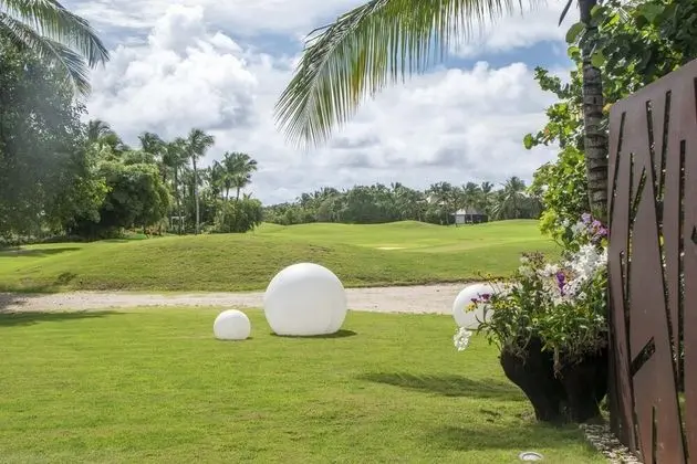 Golf Villa With a Modern Twist at Luxury Beach Resort - Oda