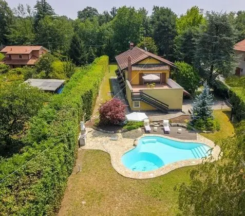 Golf Villa Cascina Cordona 1671 With Pool and Garden Near Golf Club in Agrate Conturbia