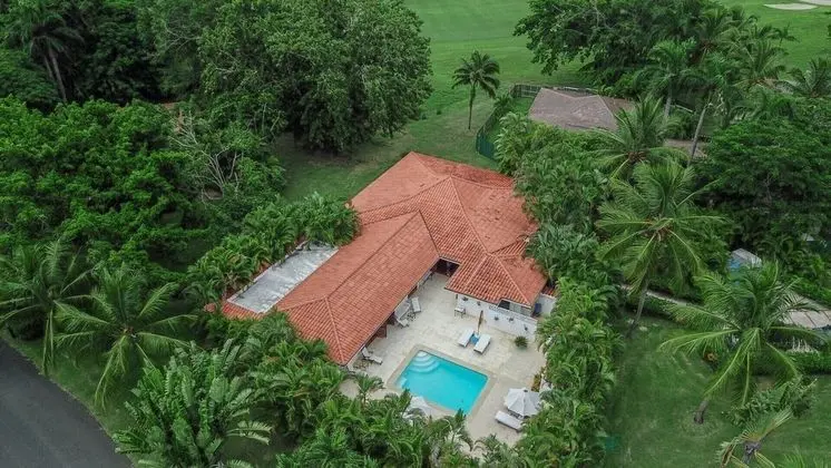 Golf Villa Close to the Beach