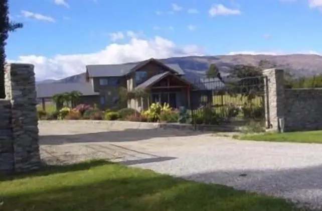 Golf Course Road Chalets