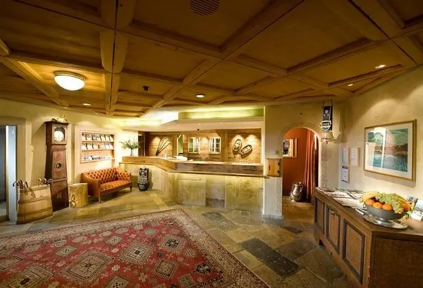 Golfhotel Les Hauts De Gstaad - Lobi