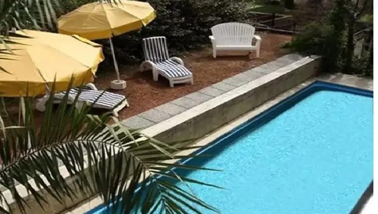 Golf Tower Suites & Apartments