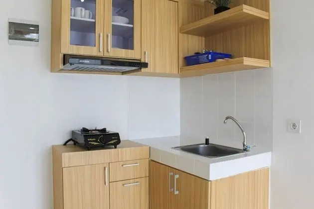 Golf View 1BR Apartment at M-Town Residence - Mutfak