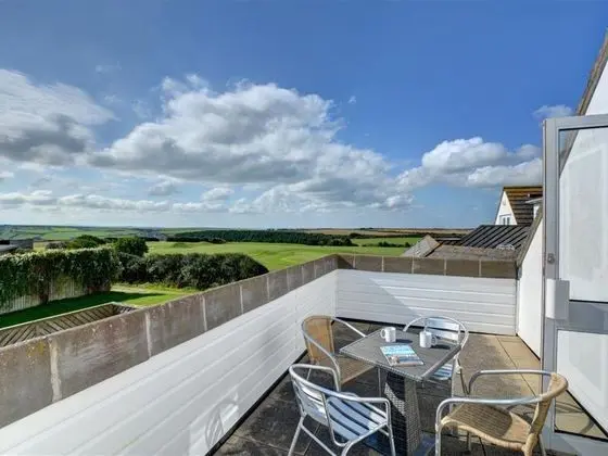 Golfer View Mawgan Porth