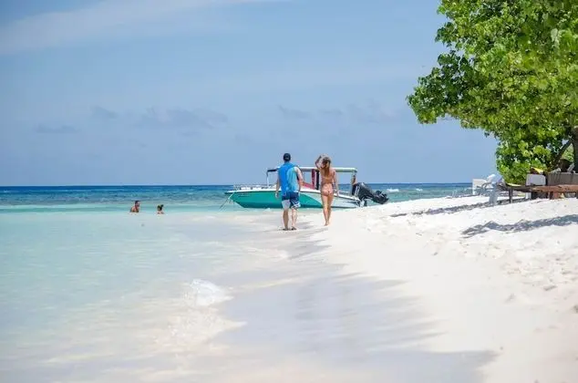 Golhaa View Inn By TES - Plaj