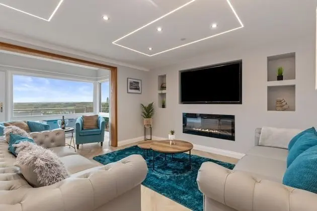 Golwg Y M r - Sea View Cottage With Hot Tub - Öne Çıkan Resim