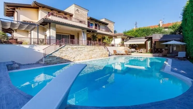 Villa Gomes 8 in Rimini