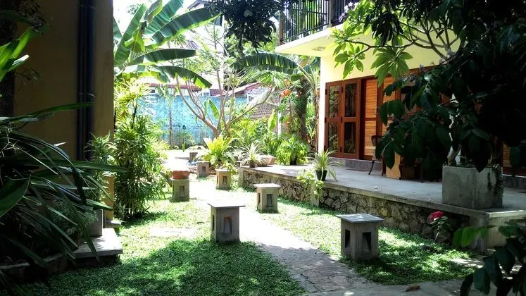 GOMEZ PLACE