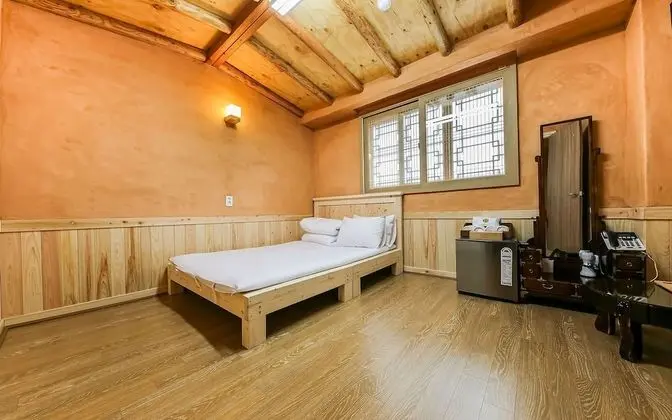 Gongju Choi Hanok Hotel