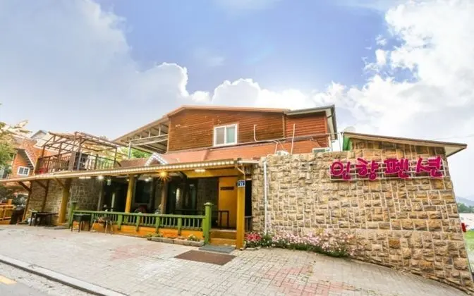 Gongju Inyeonui Hyanggi Pension