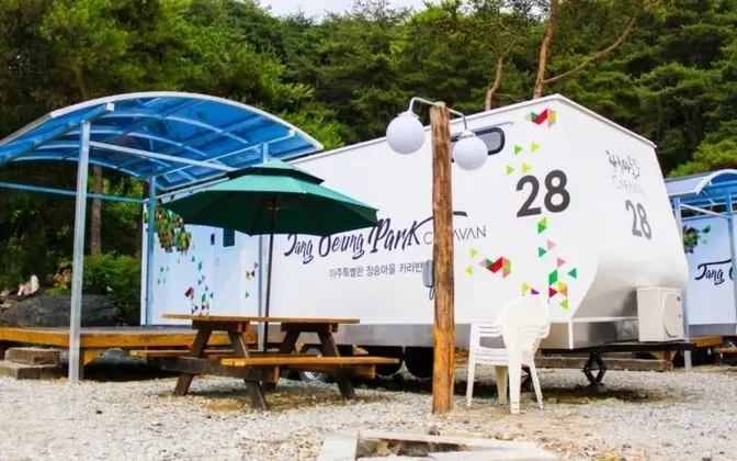 Gongju Jangseung Maeul Caravan