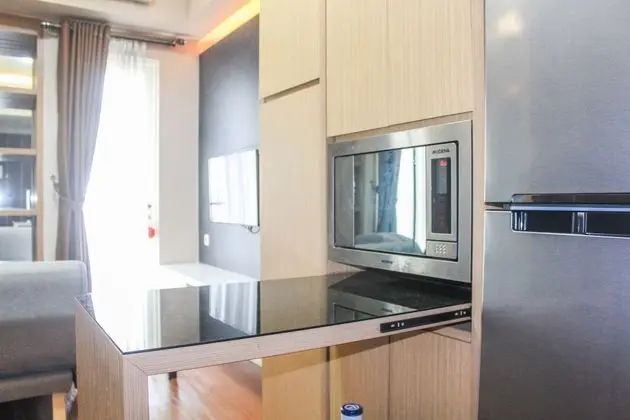 Good Choice 1BR Apartment at Scientia Residence - Mutfak