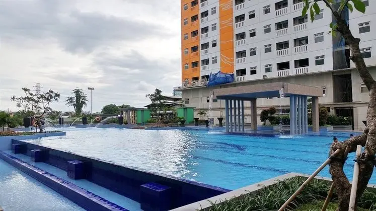 Good Choice Studio at Green Pramuka Apartment near Shopping Center