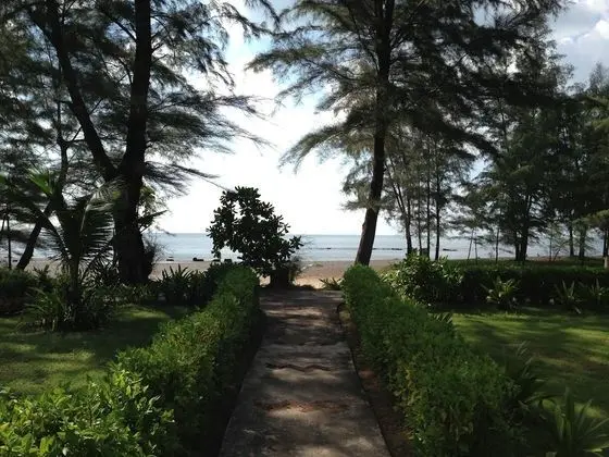 Good Days Lanta Beach Resort - Plaj