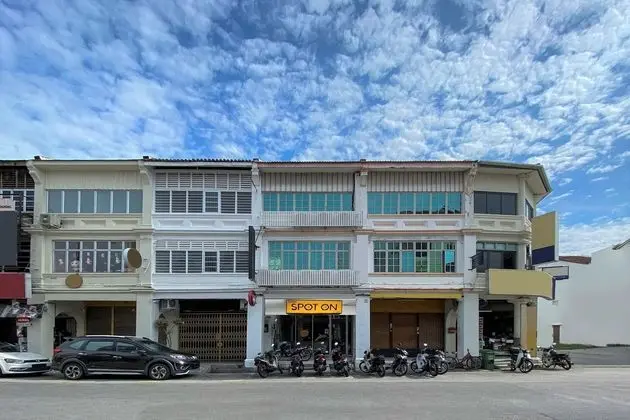 Good Friend Hotel