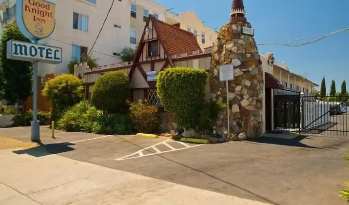 Good Knight Inn Motel