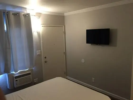 Good Knight Inn Motel - Oda