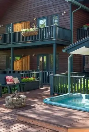 Good Medicine Lodge Bed & Breakfast - Havuz