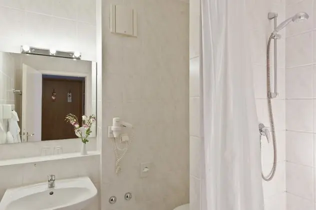 Good Morning + Berlin City East - Banyo Tipleri