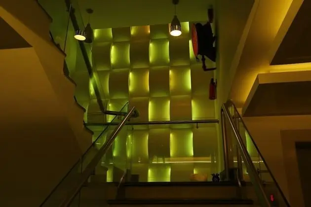 Hotel Good Times - İç Mekan