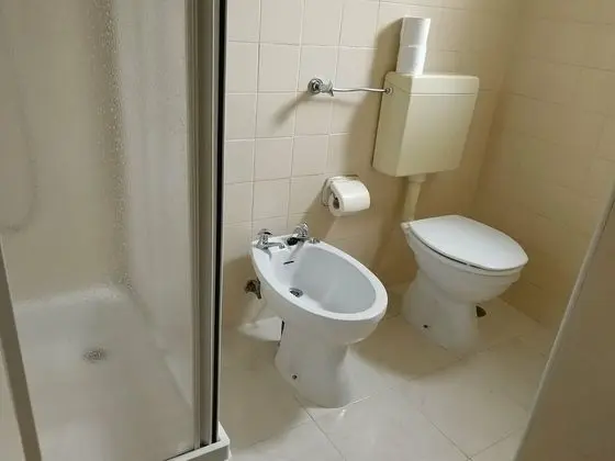 Good Vibes - Lagos Guest House - Banyo Tipleri