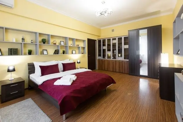 GoodAps Kutuzovskiy prospect 3 rooms - Öne Çıkan Resim