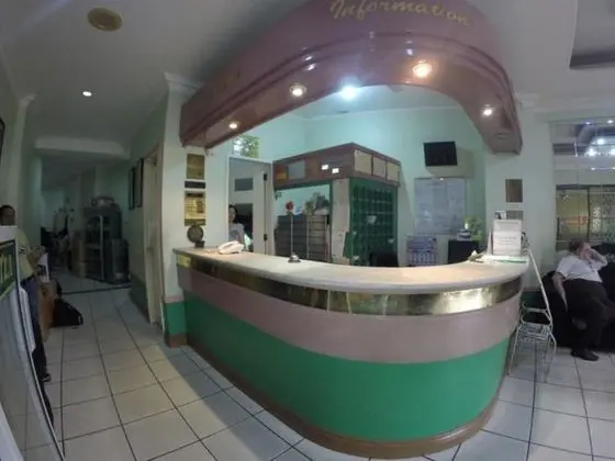 Goodnews Travellers Inn - Lobi
