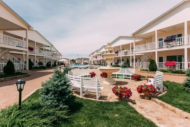 GoodZone Club Hotel Zatoka - Dış Mekan