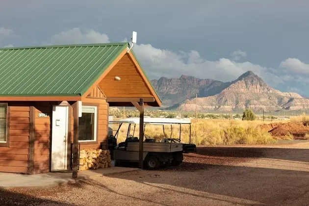 Gooseberry Lodges - Lobi