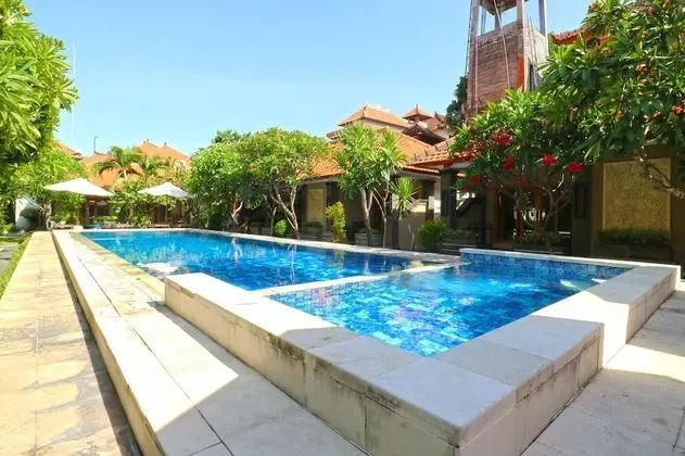 Gora Beach Inn