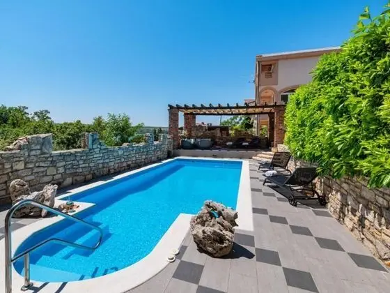 Villa Gora