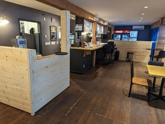 Gordie's Restaurant Lounge Inn - Lobi