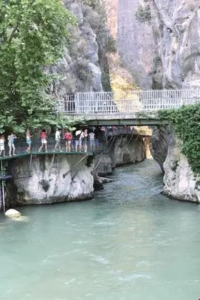 Gorge Club