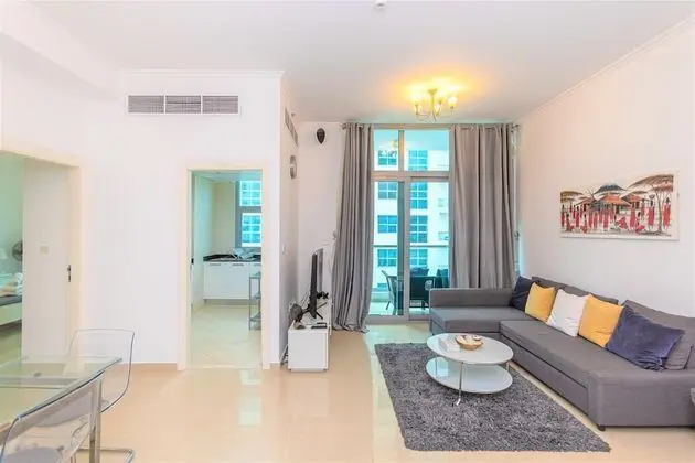 Gorgeous 1 Bedroom With Balcony in Dubai Marina - Öne Çıkan Resim