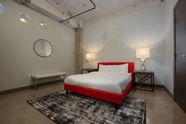 Gorgeous 1 Bedroom in Historic Building, Downtown - Oda