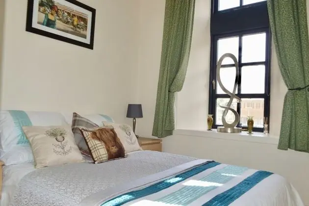 Gorgeous 2 Bedroom Apartment in Converted Church