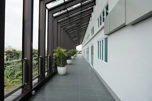 Gorgeous 2BR Apartment Maqna Residence - Dış Mekan