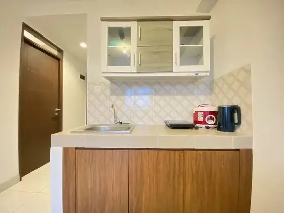 Gorgeous 2Br Apartment At Mekarwangi Square Cibaduyut - Mutfak