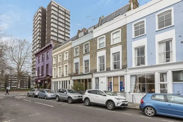 Gorgeous 3-bed maisonette in Westbourne Green with patio - Dış Mekan