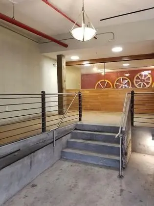 Gorgeous 3br/2ba Industrial Apt in Nola by Domio - Lobi