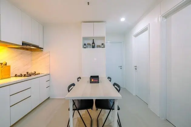 Gorgeous 3BR at Sudirman Park Apartment near LSPR - Mutfak