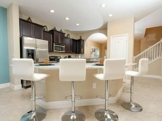 Gorgeous 5 Bedroom 4,5 Bath Pool Home With Games Room - Mutfak
