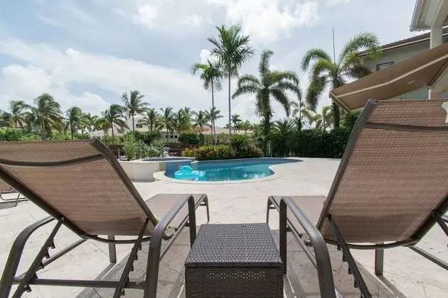 Gorgeous 5 Bedroom Home W Heated Pool Canal Front - Havuz