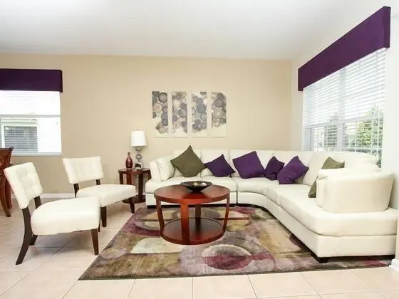 Gorgeous 6 Bedroom 4 Bath Pool Home in Kissimmee Resort