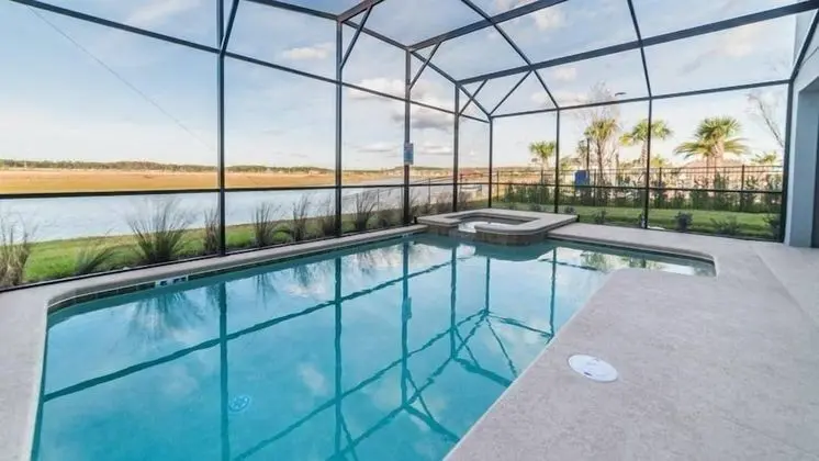 Gorgeous 6 Bedroom 5 Bath Pool Home in Story Lake Resort - Havuz